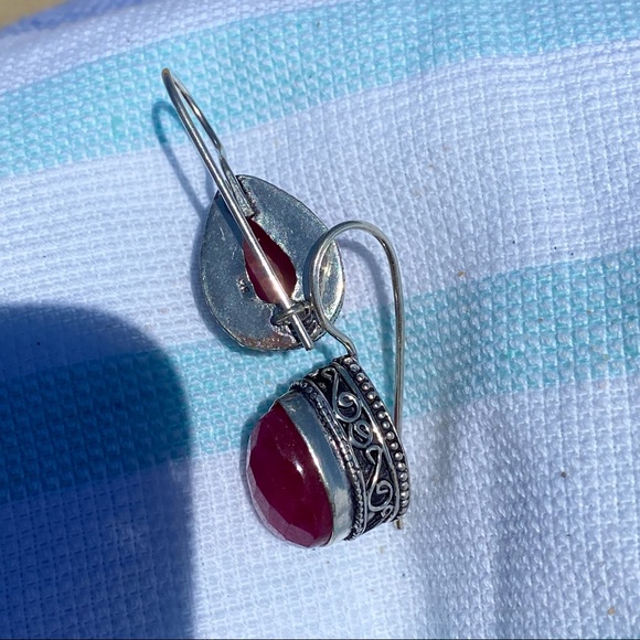 Cherry Ruby facet cut gem statement earrings - Picture 5 of 7